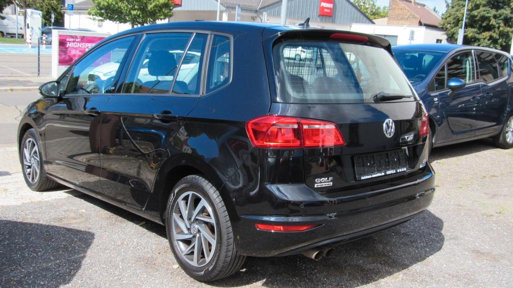 Volkswagen Golf Sportsvan