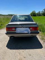 BMW 325i Limousine E30 mit Leder - BMW 325 aus 1988: 325i