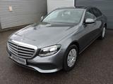 Mercedes-Benz E 200 Lim. 9G-Tronic PDC - Mercedes-Benz E-Klasse mit Benzin-Antrieb: Limousine