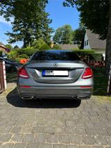 Mercedes-Benz E 200 AMG Line + Night Line + Widescreen - Mercedes-Benz E 200 Gebrauchtwagen in Hamburg