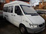 Mercedes-Benz Mercedes 208 CDI Bus - Mercedes-Benz Sprinter aus 2003: Van
