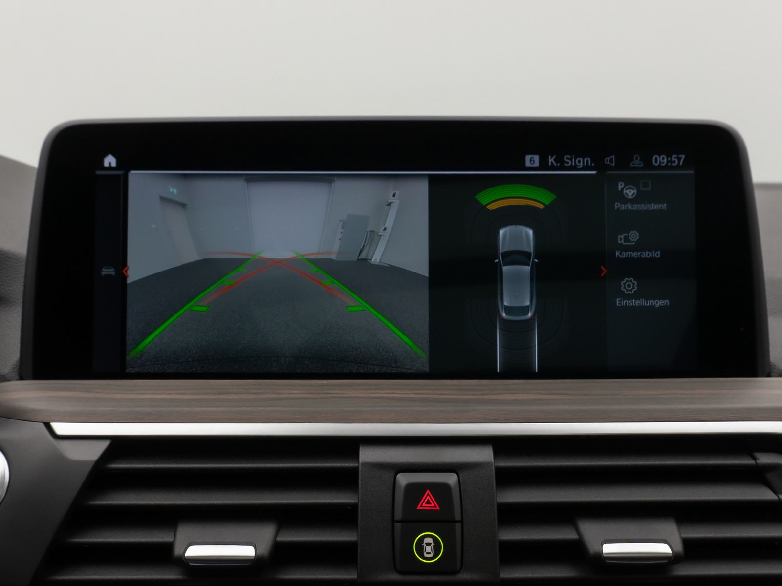 Fahrzeugabbildung BMW X4 xD30d M Sport Kamera Panoram HUD DAB HiFi AHK