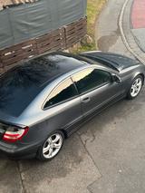 Mercedes-Benz Mercedes C-Klasse Kompressor 2005 - Mercedes-Benz 200 aus 2005