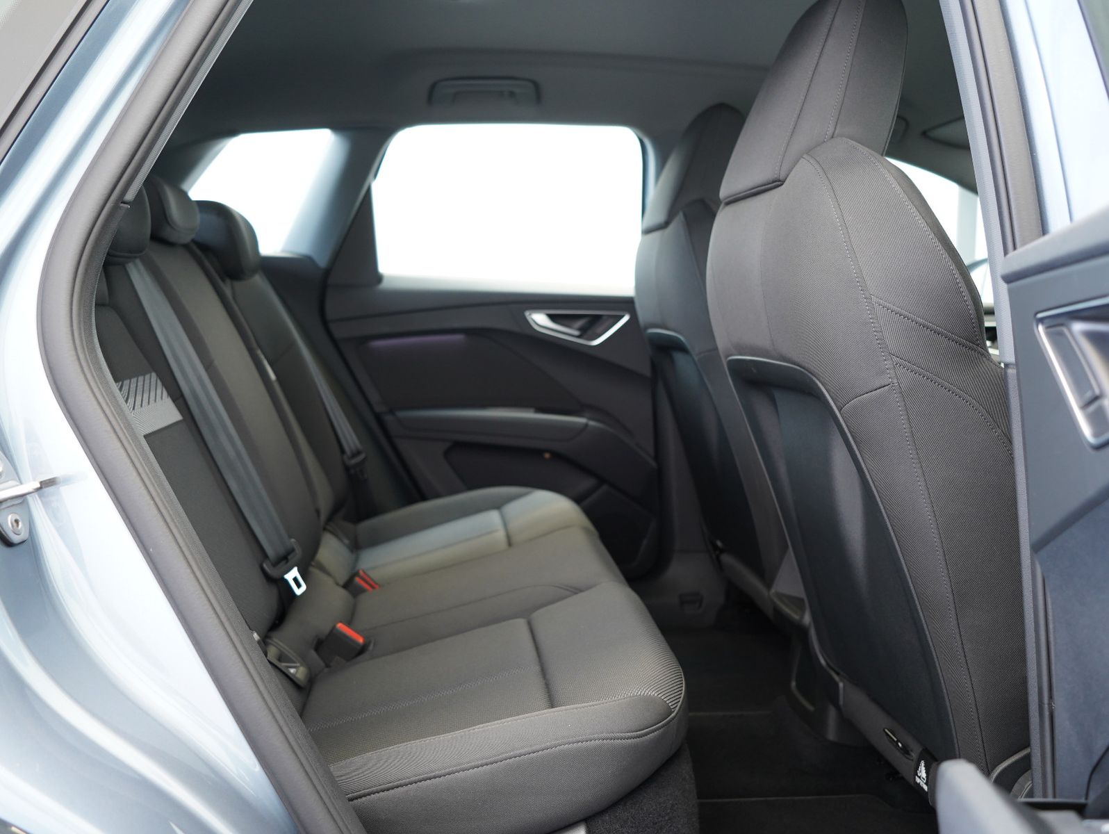 Fahrzeugabbildung Audi Q4 e-tron 50 quattro NAVI/MATRIX/LM20"