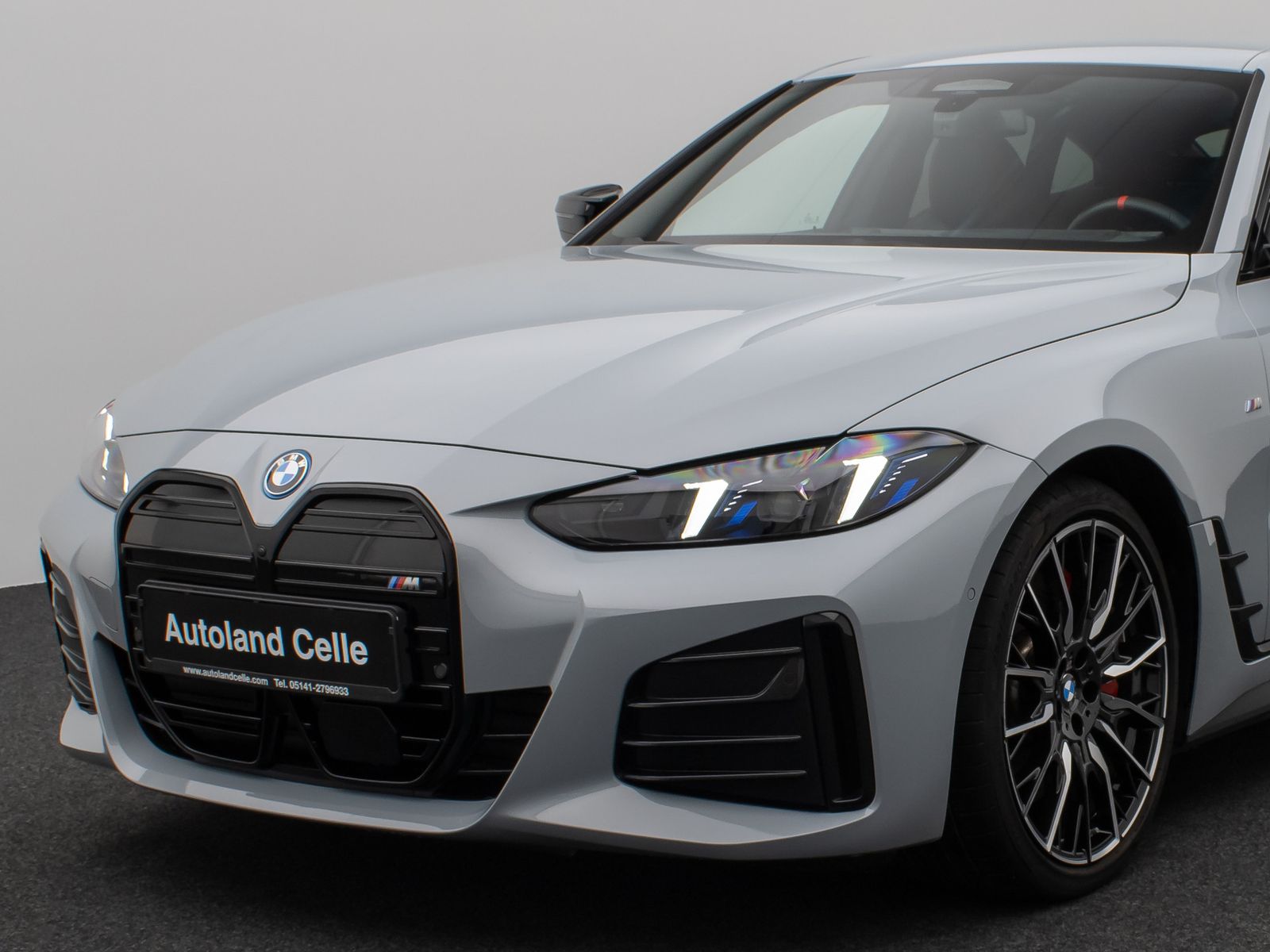 Fahrzeugabbildung BMW i4 M50 Gran Coupè 360°HUD H/K AHK ACC Komfort