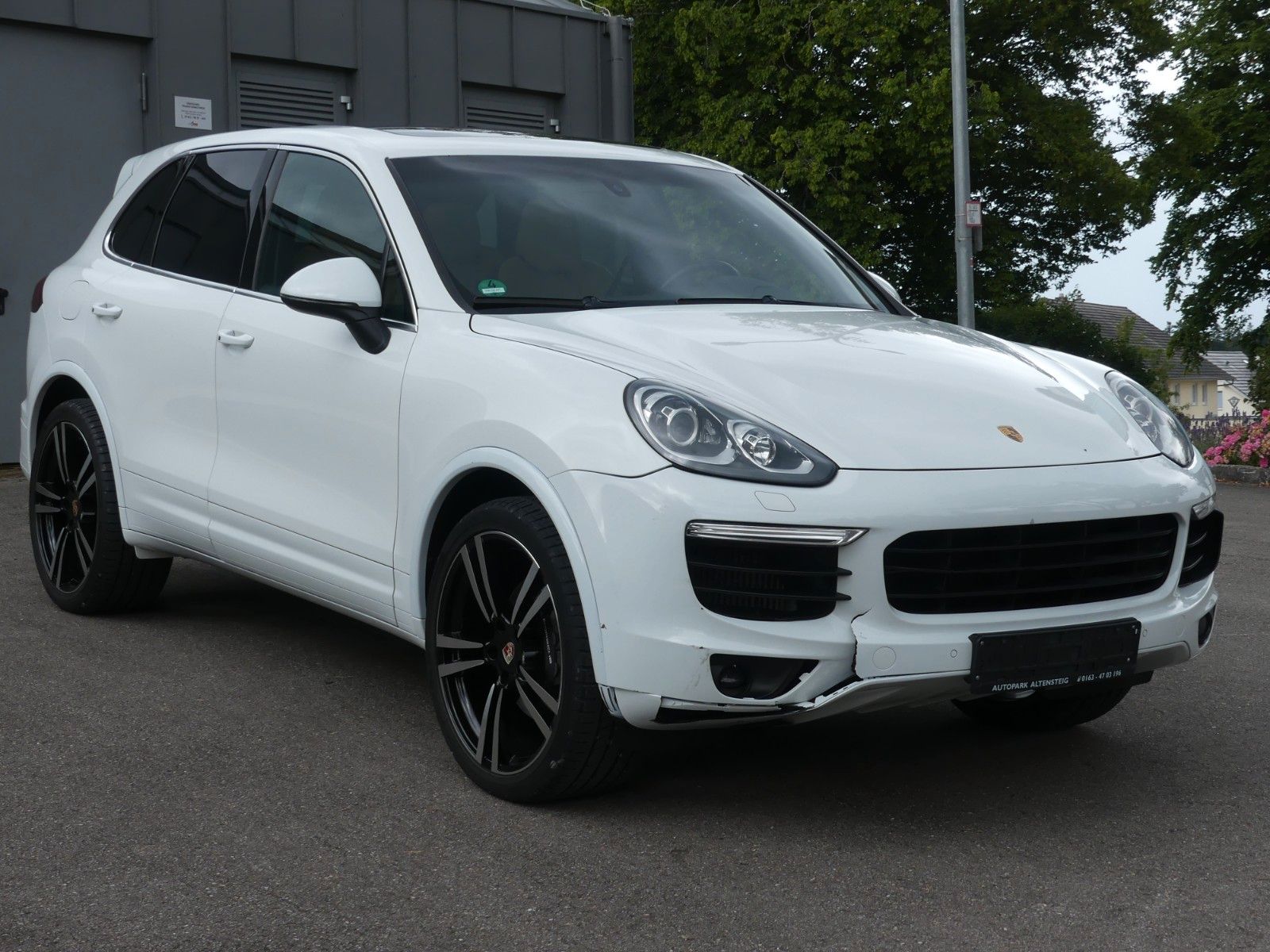PORSCHE Cayenne