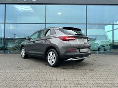 Fahrzeugabbildung Opel Grandland X Innovation Autom. AHK LED Kamera 18"