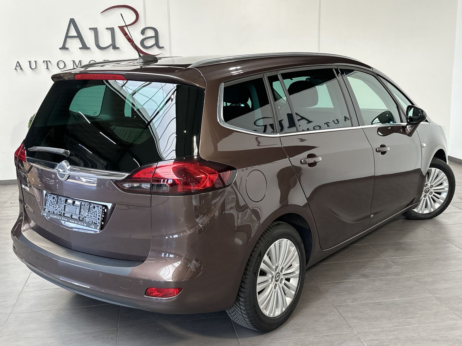 Fahrzeugabbildung Opel Zafira 1.6 D Business Innov. NAV+LED+PP+AHK+17ZO