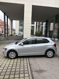 Volkswagen Polo - 11