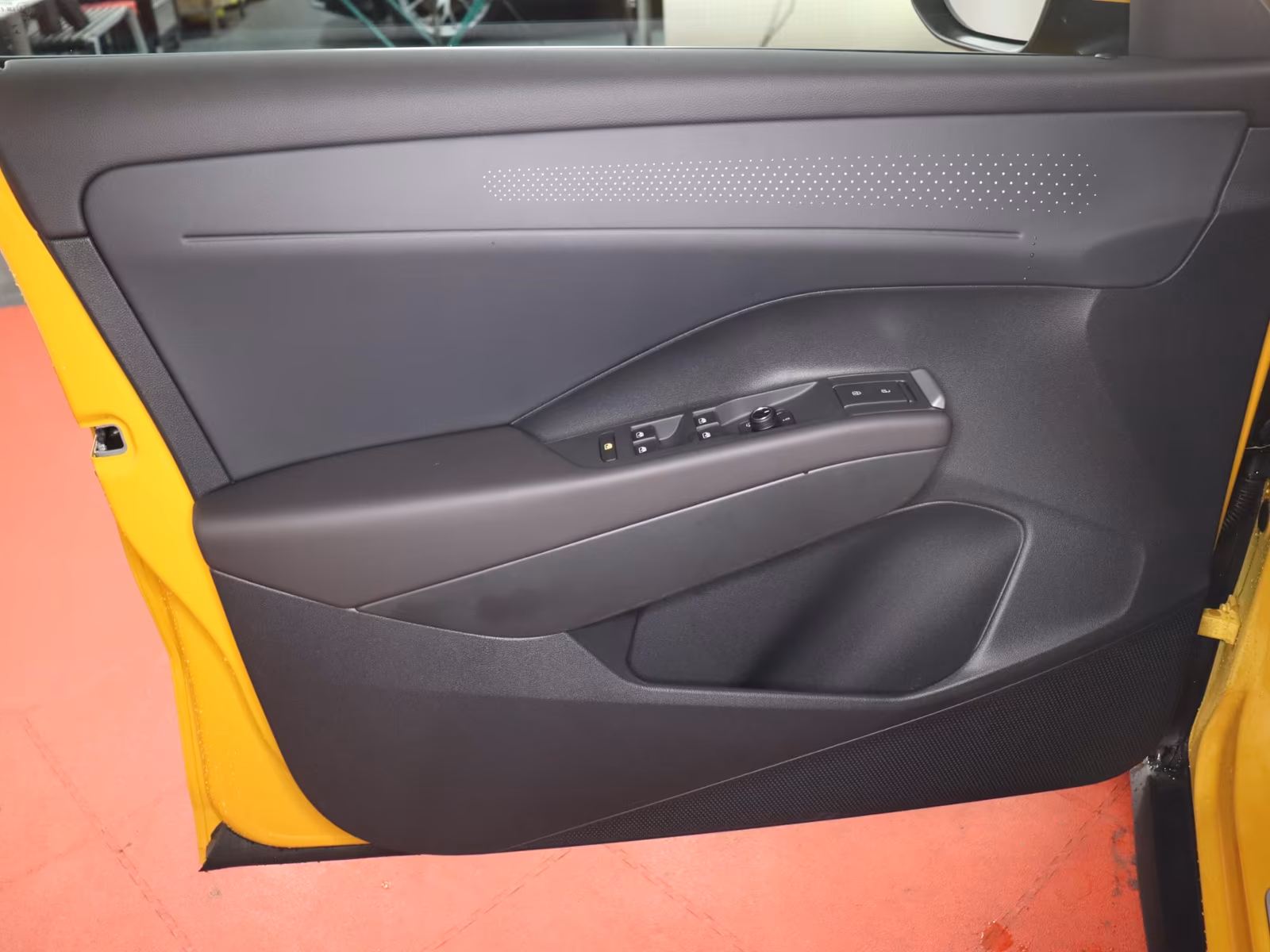 Volkswagen T-Roc R-Line 1.5eTSI DSG 299,-ohne Anzahlung ACC, миниатюра 11