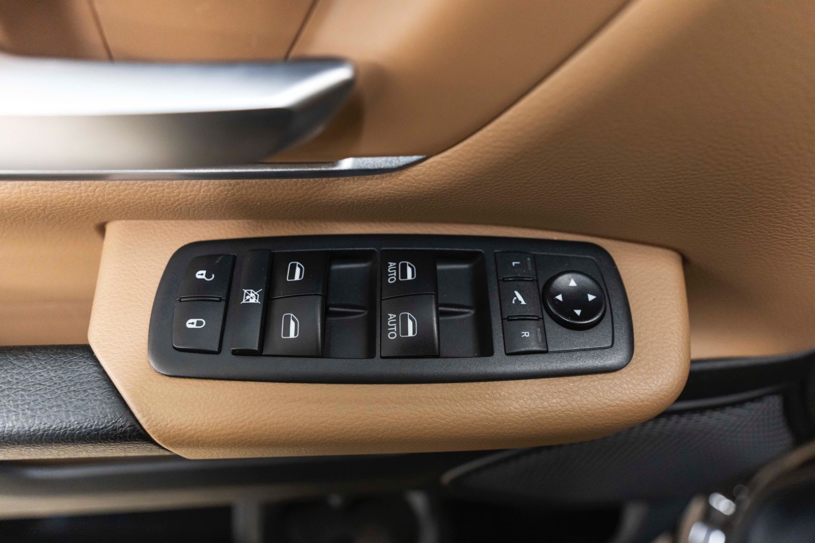 Fahrzeugabbildung Dodge RAM 1500 BIG HORN LONE STAR LED KAM CARPLAY