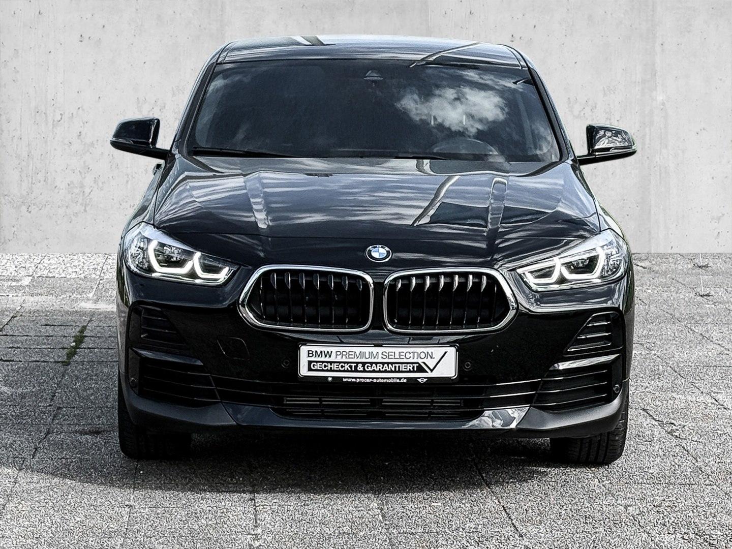 BMW X2 sDrive18i RFK + NAVI + LED + PDC + DAB + UVM.