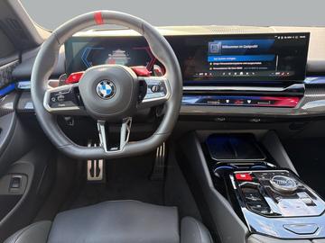 2026 BMW M5 — миниатюра 25