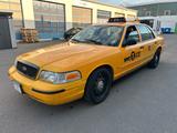 Ford Crown Victoria Otiginal New York City Taxi LWB - Ford: Victoria