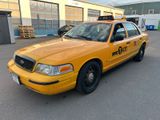 Ford Crown Victoria Otiginal New York City Taxi LWB - Ford Crown: Vic