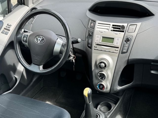 TOYOTA Yaris Yaris Sol 1.0l*NUR 72TKM*KLIMA*TÜV NEU*ALLWETTER - Bild 11