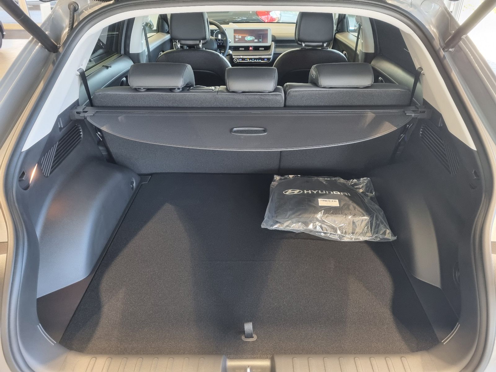 Fahrzeugabbildung Hyundai IONIQ 5 MJ23 58 kWh Allrad UNIQ-Paket Assistenzp