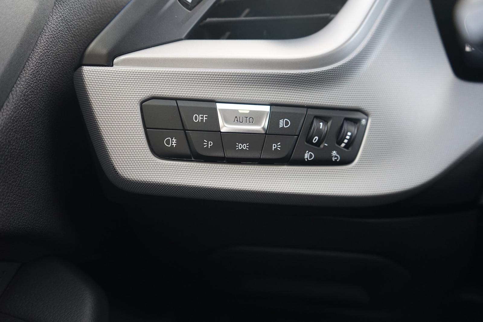 BMW 218 i Gran Coupé Advantage LED Navi Sitzheizung, миниатюра 30