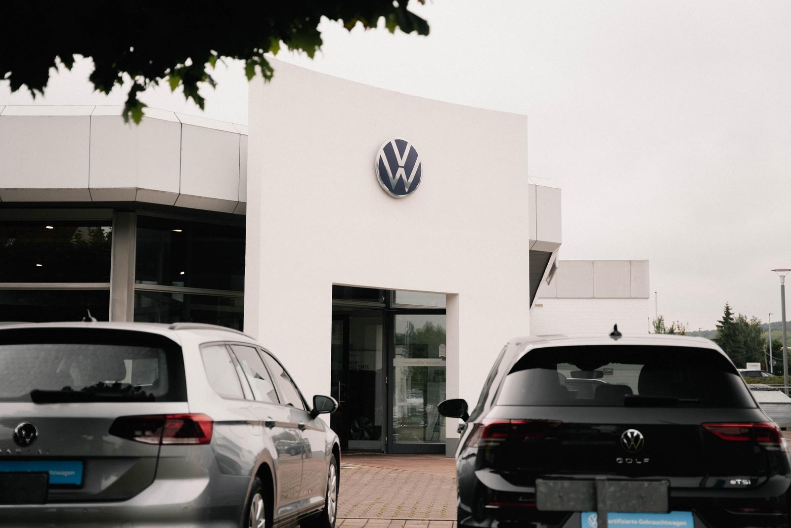showroom-image-bottom