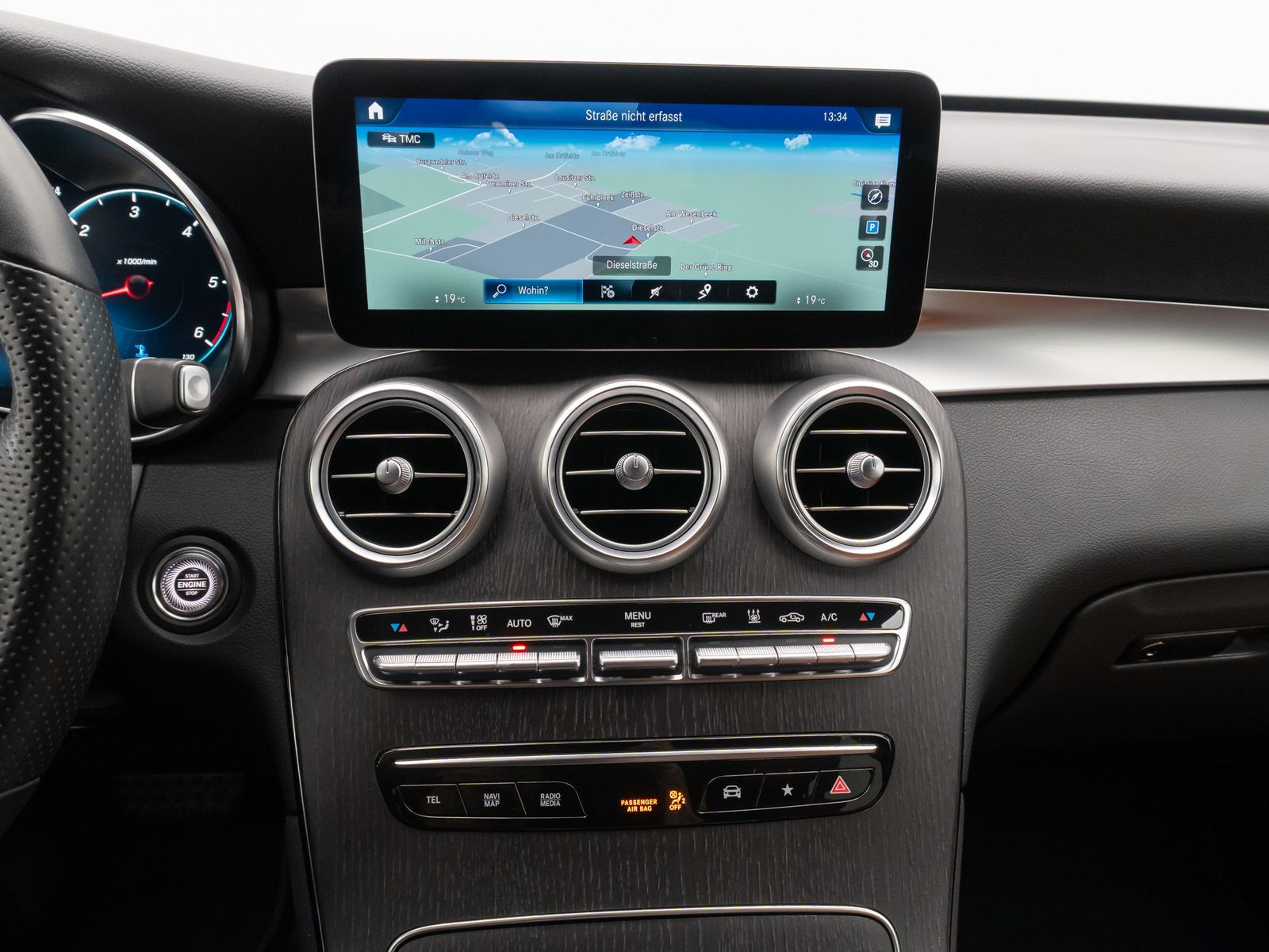 Fahrzeugabbildung Mercedes-Benz GLC 400d Coupe 4Matic AMG Line Kamera AHK Leder