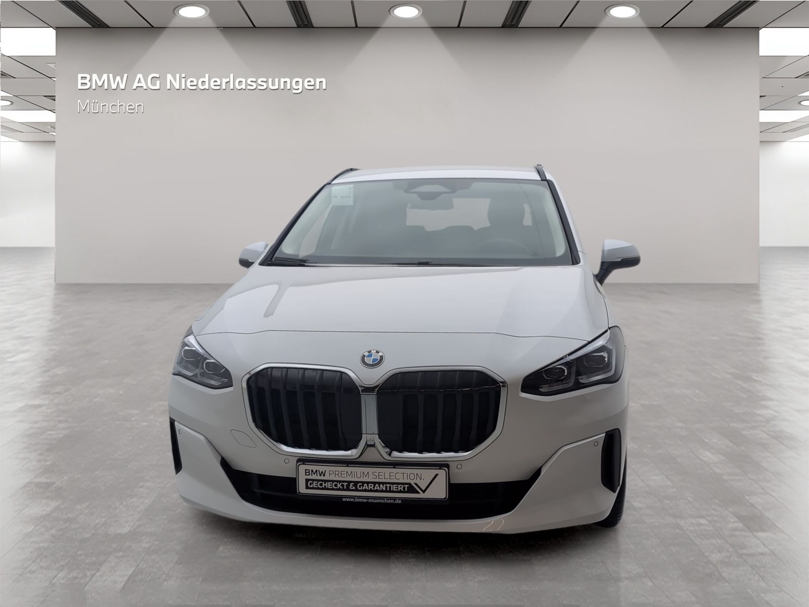 BMW 223 Active Tourer - Bild 5