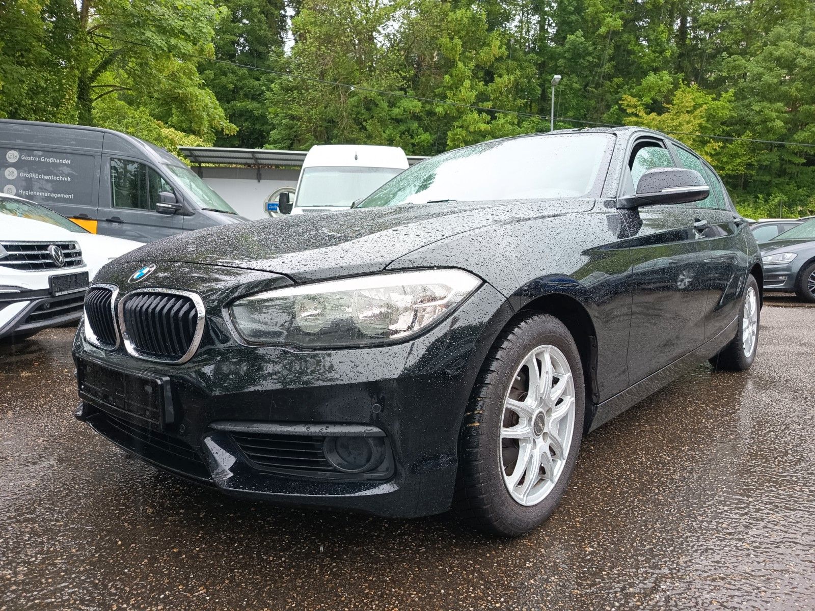 BMW 118