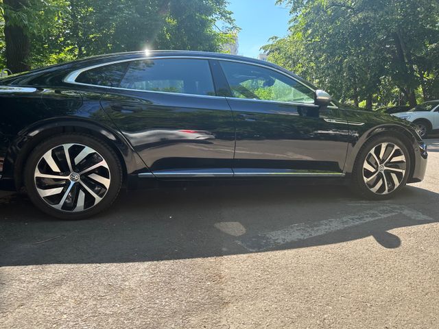 VW Arteon 2.0 TDI SCR DSG R-Line R-Line