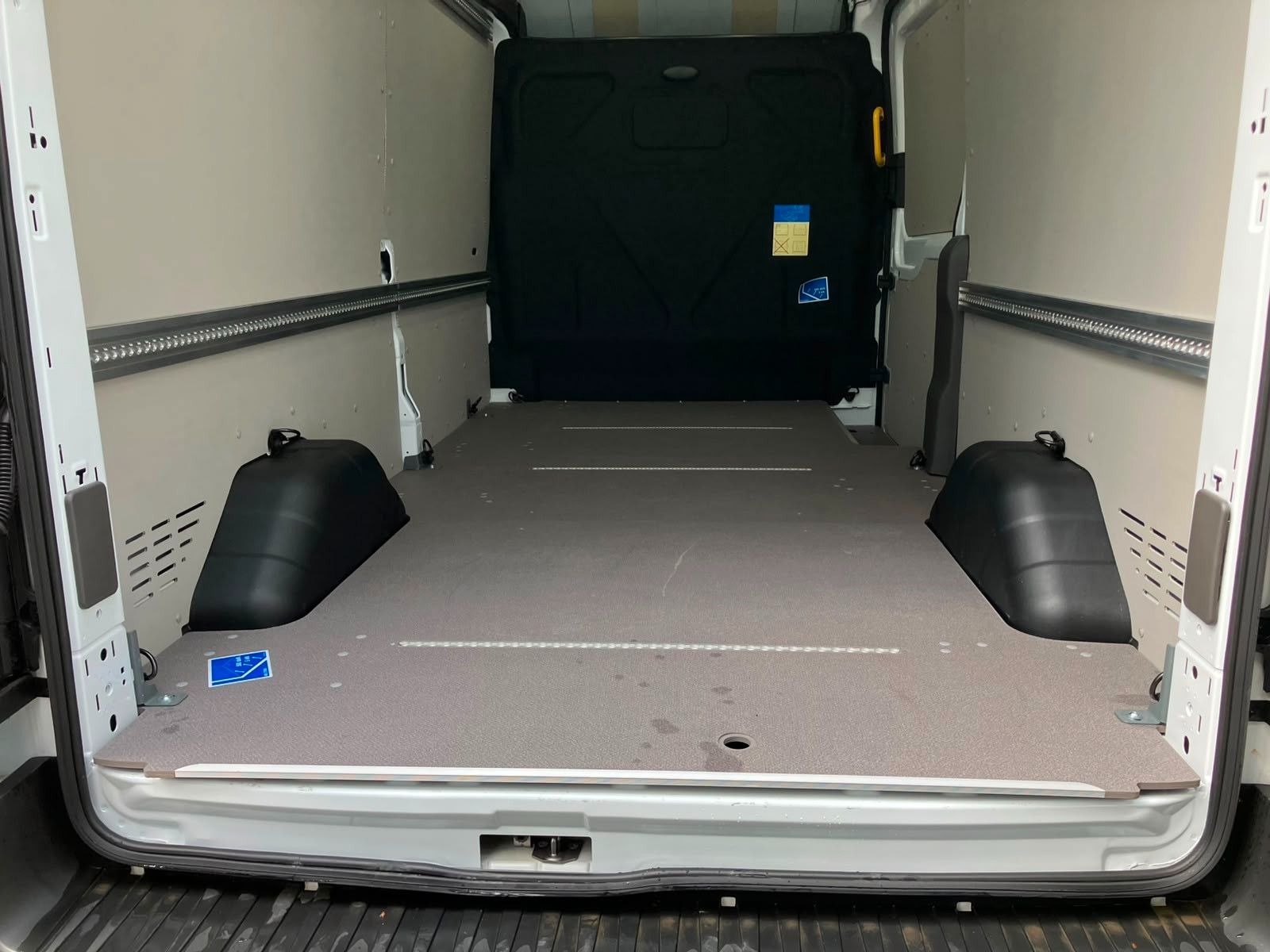 Fahrzeugabbildung Ford E-Transit Kasten E 350 L3H3 SDH*NAVI*PDC*68KWh