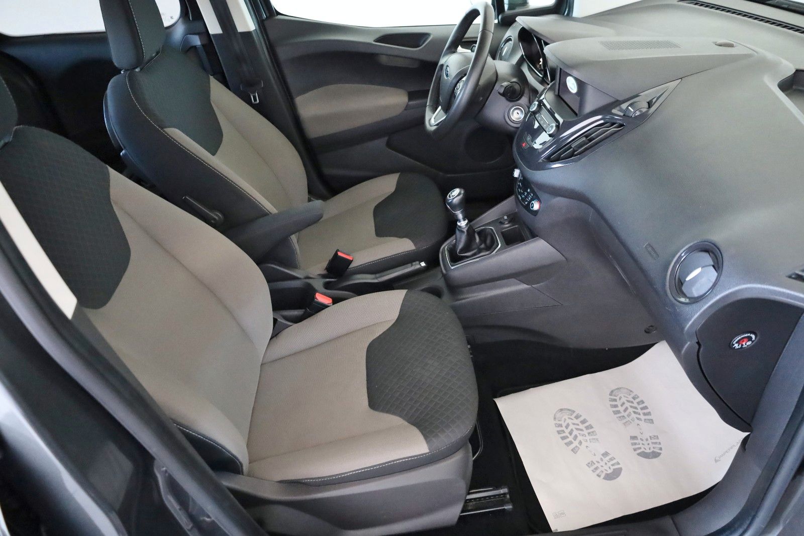 Fahrzeugabbildung Ford Tourneo Courier Titanium SH,GRA,Apple CarPlay