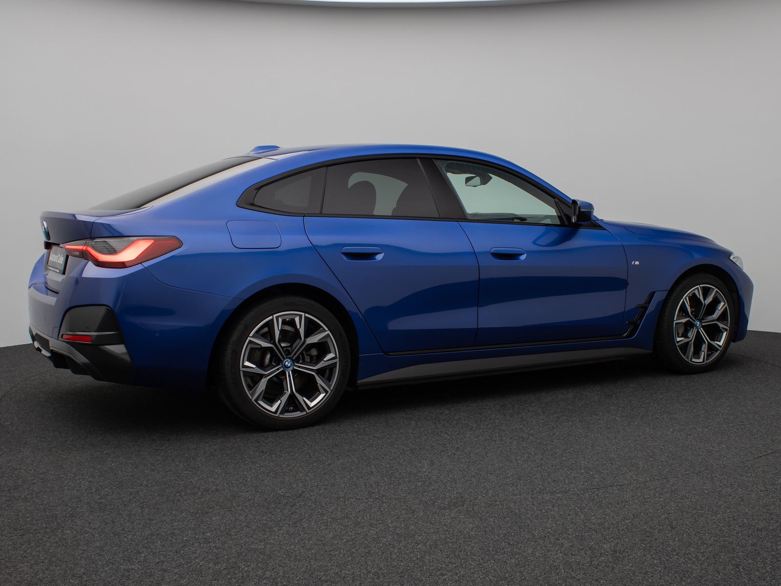 Fahrzeugabbildung BMW i4 eD40 Gran Coupé M Sport Kamera HUD DAB H/K