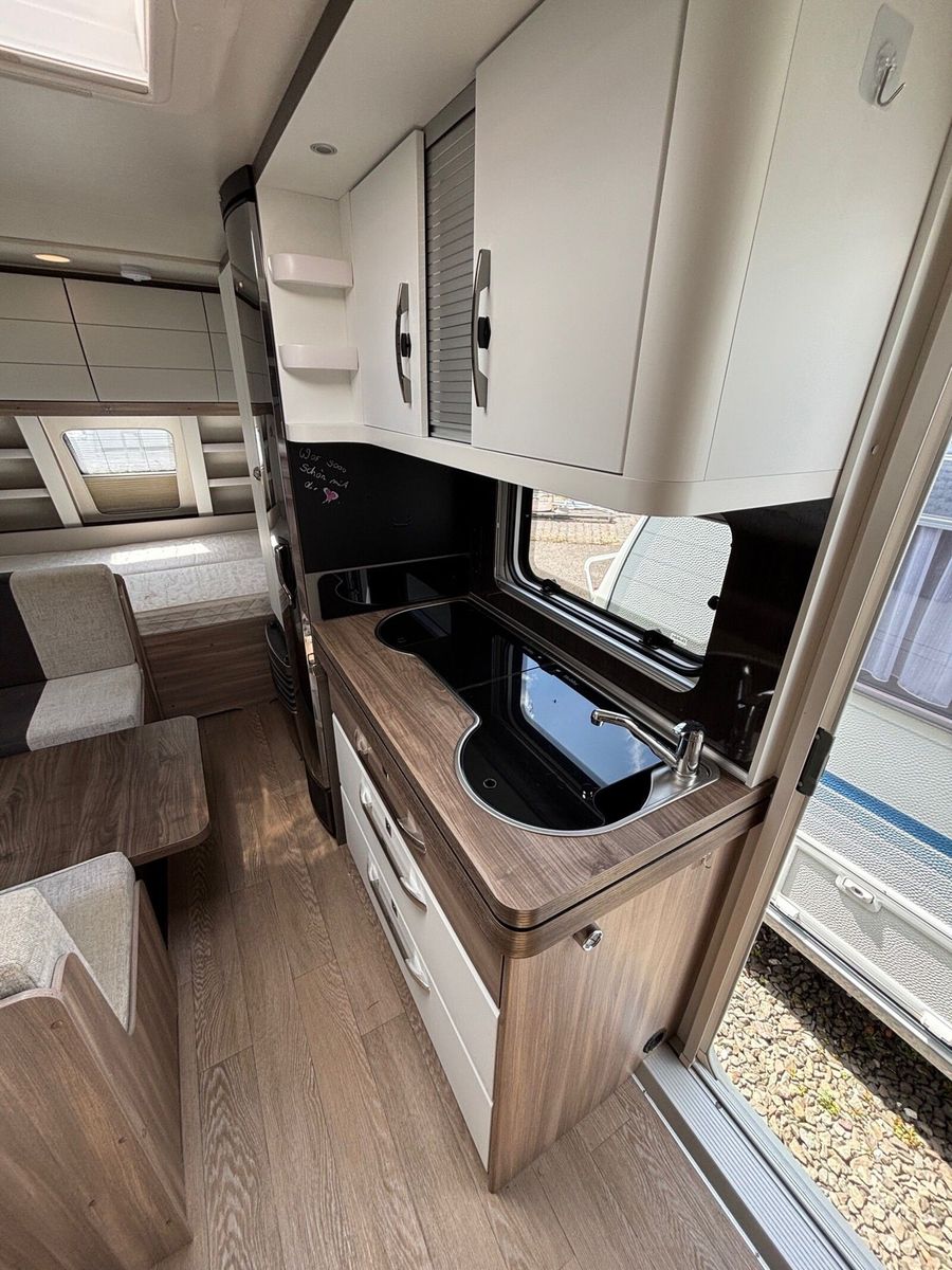 Fahrzeugabbildung Hobby Excellent Edition 490 KMF