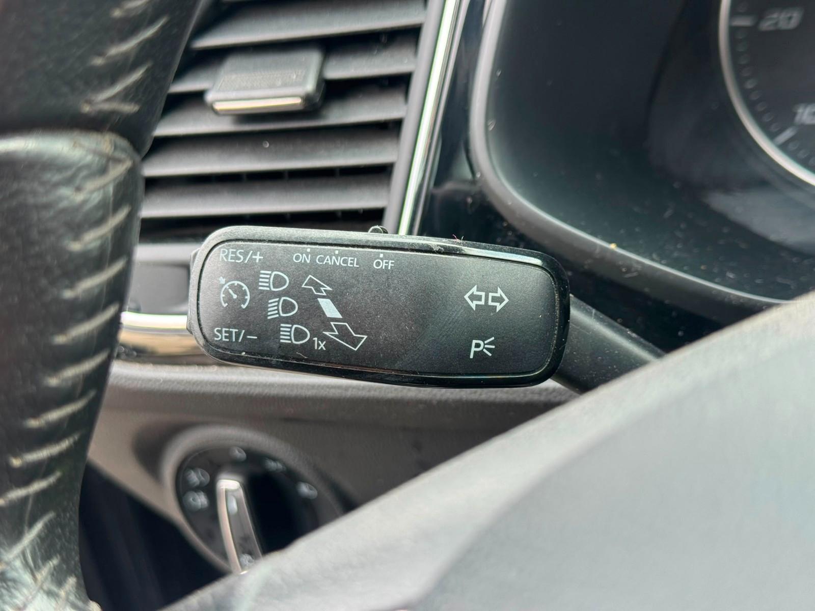 Seat Leon 2015 — photo 18