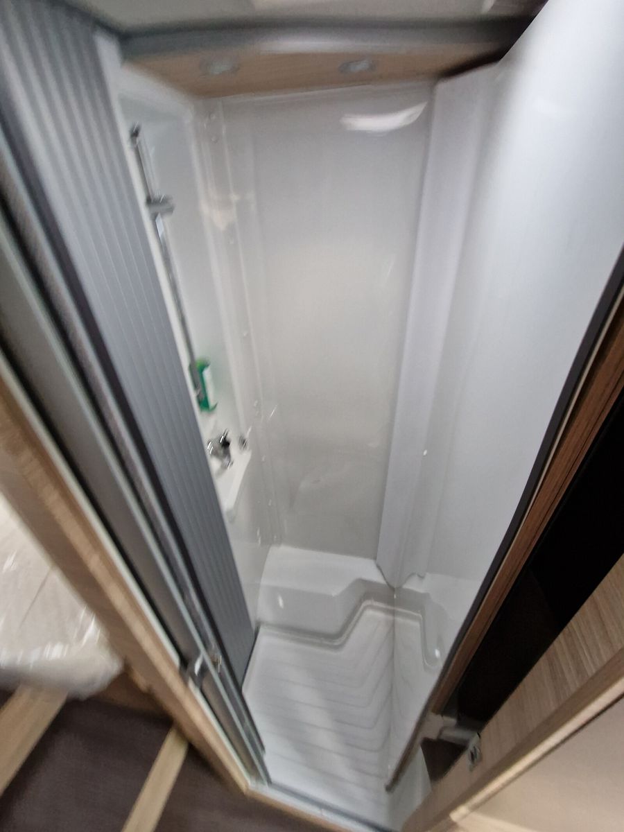 Fahrzeugabbildung Knaus Van TI PLUS PLATINUM SELECTION 650 MEG 90051UPE