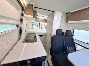 Westfalia Columbus 600 D 140PS Automatik SOLAR LED Lithium