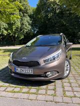 Kia cee'd Sportswagon 1.4 CRDi 90 Edition 7 Spor... - Kia aus 2014 mit Diesel-Antrieb: Kombi, Cee D