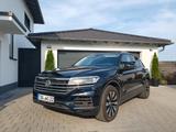 Volkswagen Touareg 3.0 TDI ACC Luftfederung AHK LED Carplay - blaue Volkswagen Touareg