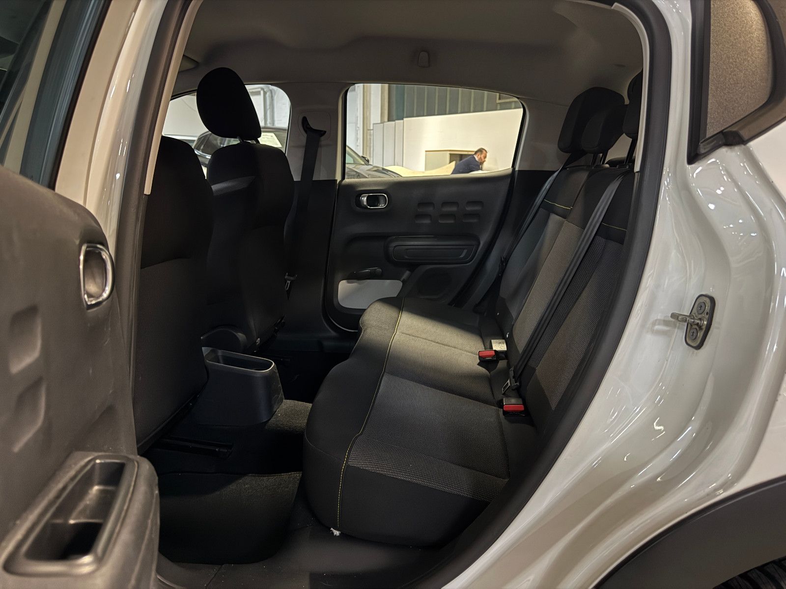 Fahrzeugabbildung Citroën C3 1.6 HDI FEEL COLOR STYLE PAKET NAVI LED VOLL