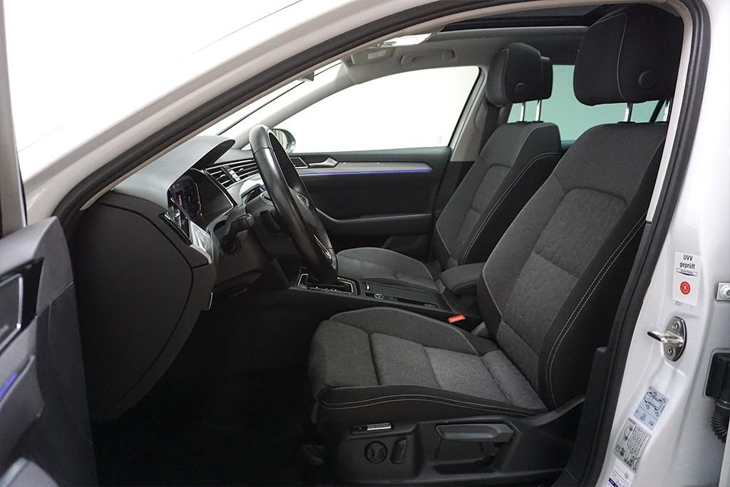 Volkswagen Passat 2.0TDI DSG R-Line Virtual Pano Navi ACC, миниатюра 8