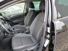 Fahrzeugabbildung Volkswagen Golf VII 1.0 TSI Join ACC APP NAVI