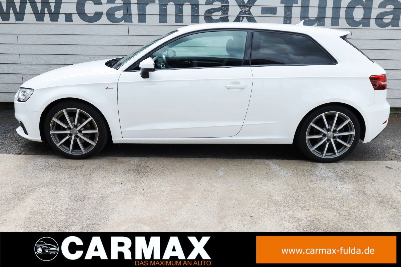 Fahrzeugabbildung Audi A3 S Line T.Leder,Navi,Xenon,ACC,SH,PDC,SR+WR