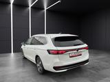 Volkswagen Passat TDI Elegance DSG Matrix Standhzg AHK Navi - Volkswagen Passat mit Diesel-Antrieb: Navigationssystem, Kombi, Automatik