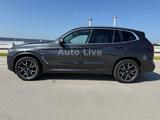 BMW X3 xDrive 30e SAG*M PAKET*VIRT*PANO*NAVI*HEAP-UP - BMW X3: Allradantrieb