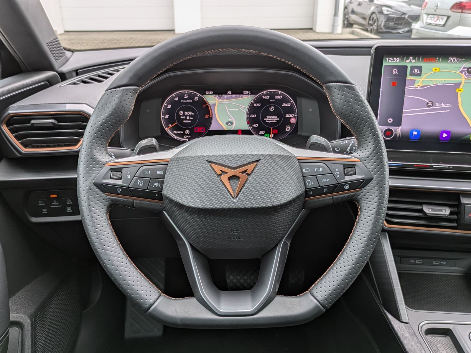 Fahrzeugabbildung CUPRA Leon 1.5 eTSI DSG MATRIX-LED*ACC*AHK*KAMERA*18"