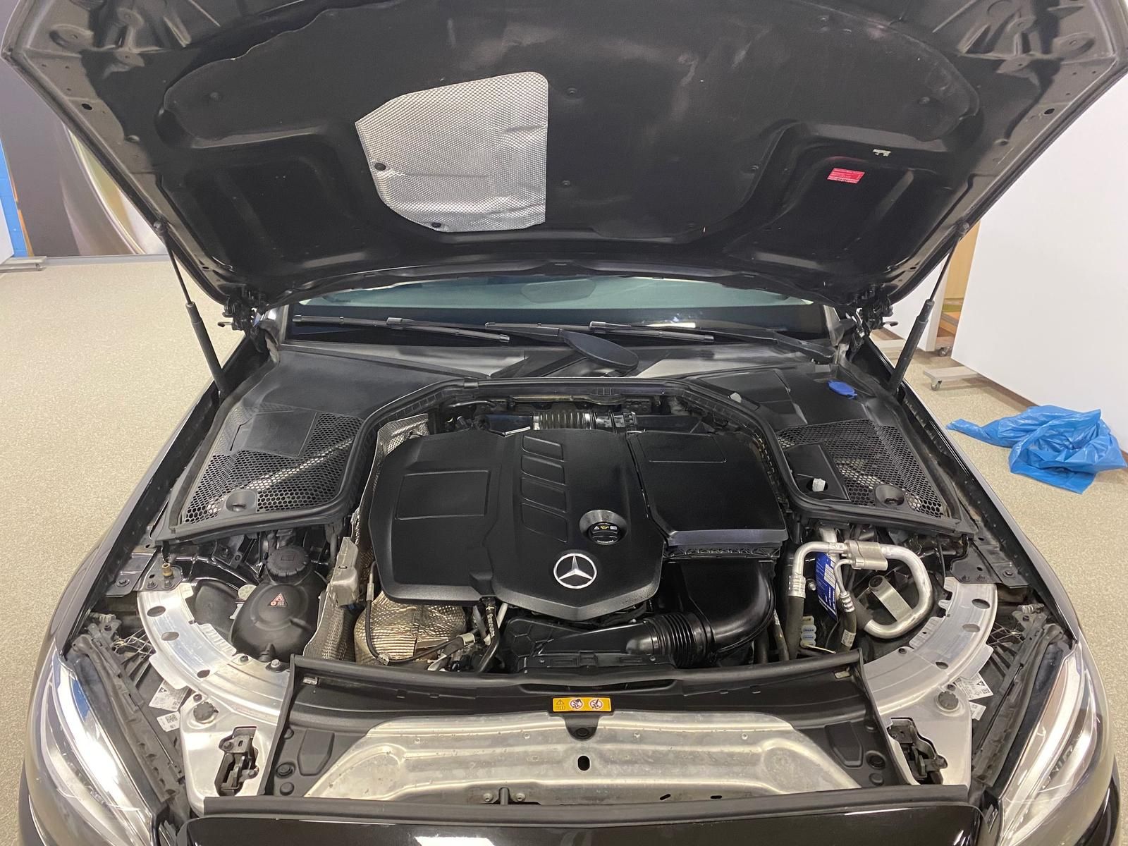 Fahrzeugabbildung Mercedes-Benz C 220 2.0 CDI Avantgarde+NAVI+AHK schwenk+KAMERA