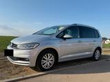 Volkswagen Touran 1.6 TDI DSG | Navi | SHZ | Frontscheibenh
