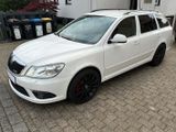 Skoda Octavia Combi RS - Skoda Octavia aus 2011: Combi