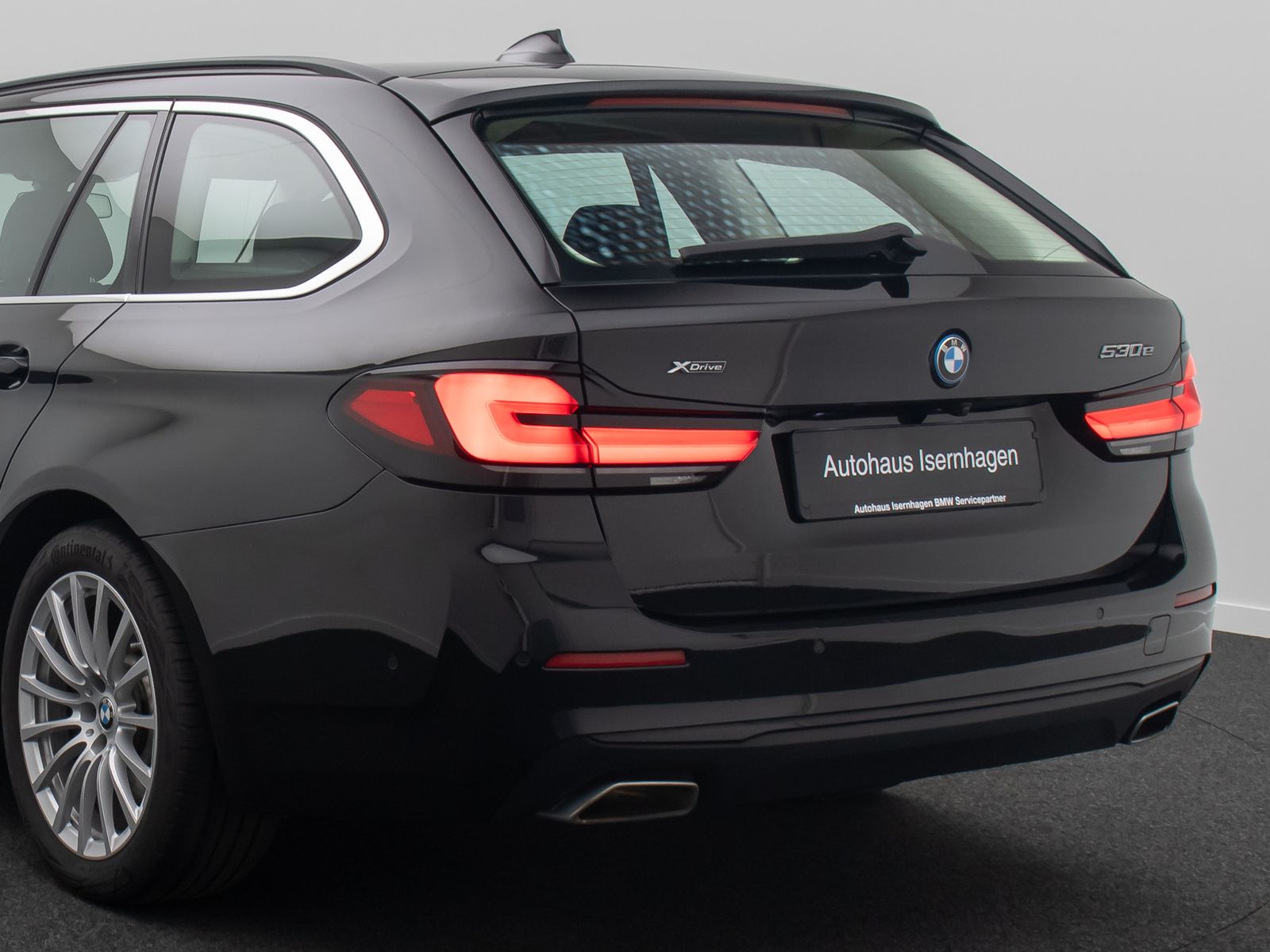 Fahrzeugabbildung BMW 530e xD ACC Laser HUD DAB Kamera 4xKlima Sport