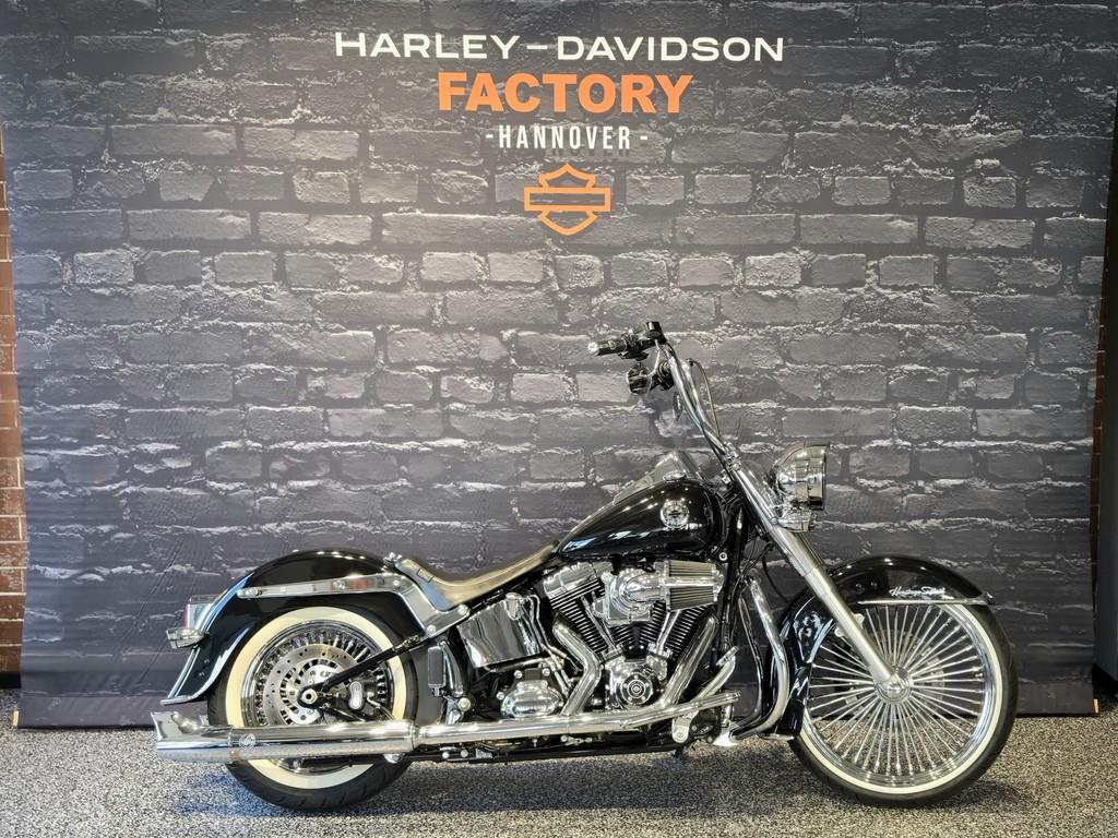 Harley-Davidson Softail Deluxe 