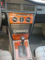 Mercedes-Benz Mercedes Benz 190E - Mercedes-Benz 190 in Leipzig