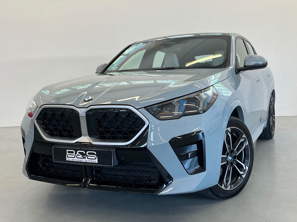 Image of BMW X2